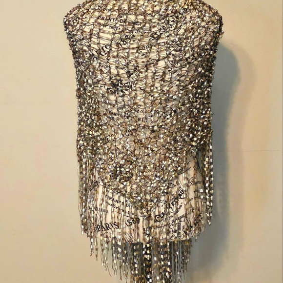 TRULY STUNNING HAND KNIT SHAWL!!! 🤎🖤🤎🖤 - Picture 8 of 12